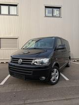 Volkswagen T5 Transporter Bus Multivan Highline 4Motion - VW T5 Transporter mit Schiebedach