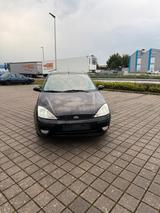 Ford Focus von 2001 mit neuem TÜV!!! - gebrauchte Ford Focus aus dem Jahr 2001