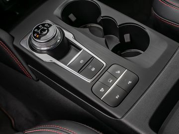 Ford Kuga 2.5 Plug-In Hybrid ST-Line X Winterpaket