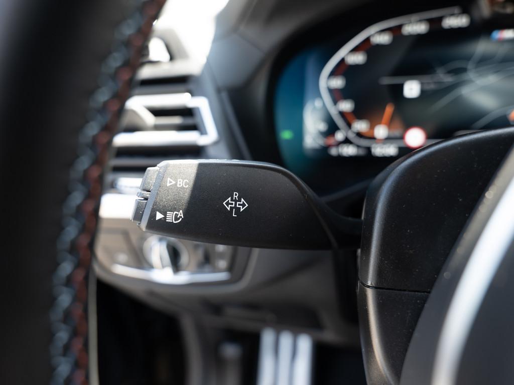 BMW X3 M40d xDrive FACEL. PANO AHK HUD LASER LED ACC