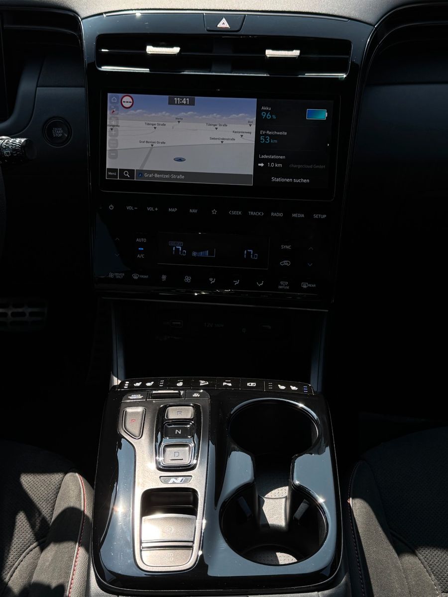 Fahrzeugabbildung Hyundai Tucson 1.6 T-GDI N Line PHEV 4WD PANO KRELL CAM