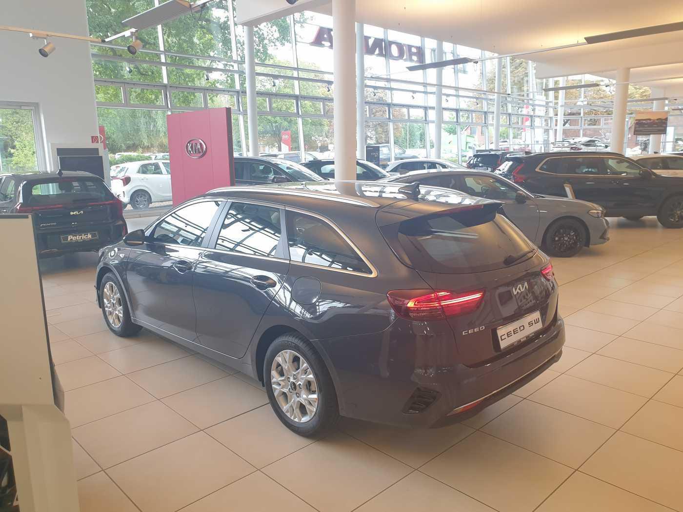 Kia Ceed SW 1.0T 100PS | Vision | NAV | KAM