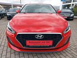Hyundai i30 cw Pure Klima Spurasssist 8x Räder - Hyundai i30: Pure