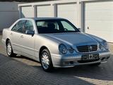 Mercedes-Benz E 220 CDI ELEGANCE,1.Hd,Scheckheftgepflegt - Mercedes-Benz E-Class aus 2000