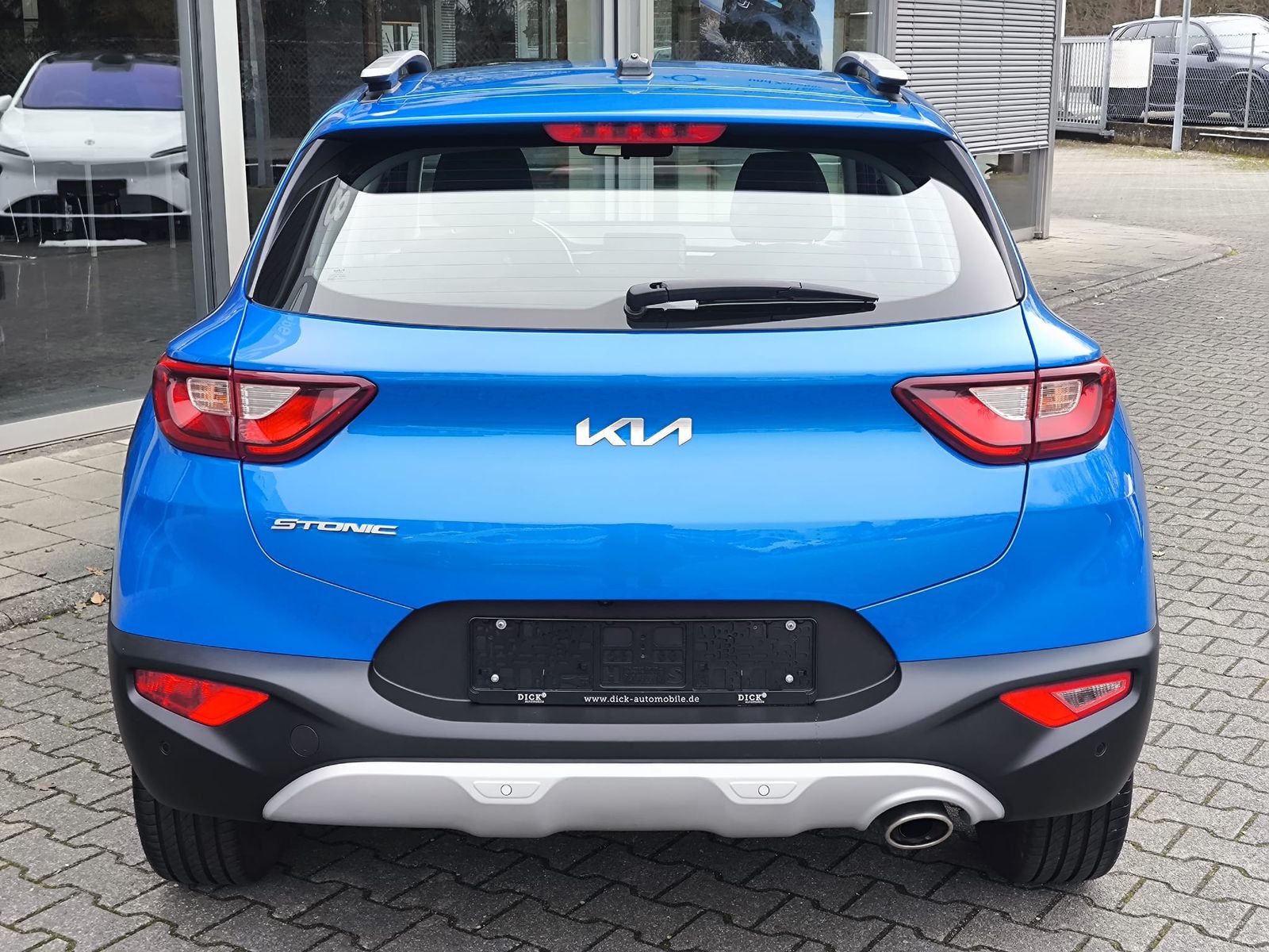 Fahrzeugabbildung Kia Stonic 1.0 T-GDI NAVI+KAM+PDC+MFL+TEMP+APPLE+DAB