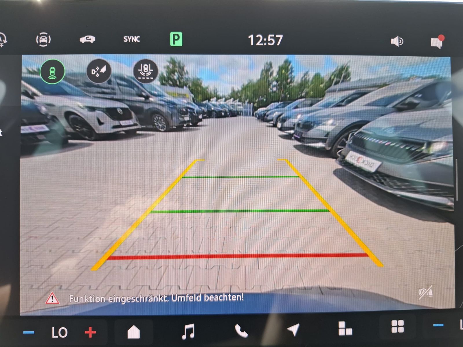 Fahrzeugabbildung SKODA Octavia 1.5 DSG Sportline PANO*MATRIX*AHK*5J.GAR