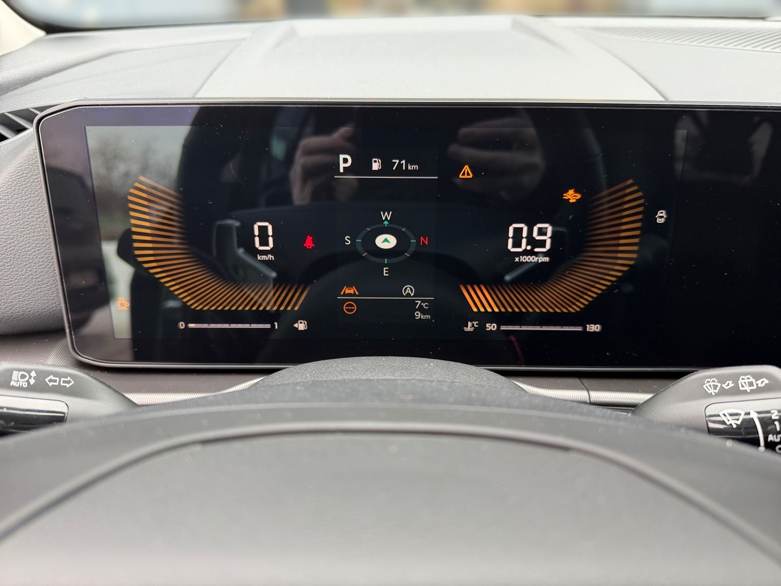 Fahrzeugabbildung Kia SPORTAGE 1.6T 2WD DCT Vision KOM Facelift