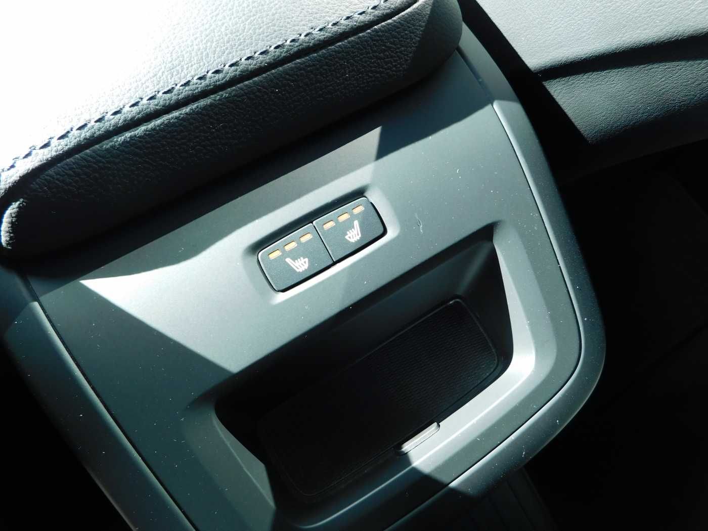 Fahrzeugabbildung Volvo XC60 T6 AWD Recharge Core