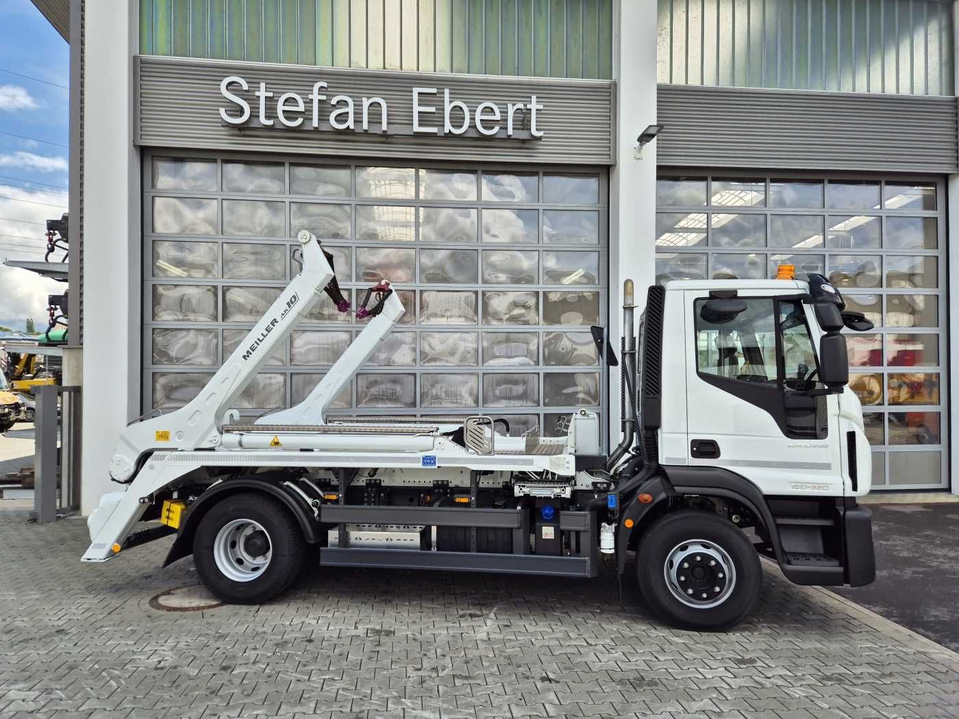 Fahrzeugabbildung Iveco Eurocargo ML160E32/P Meiller AK 10. T Funk AHK