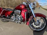 Harley-Davidson Road King CVO - HARLEY-DAVIDSON ROAD KING CVO