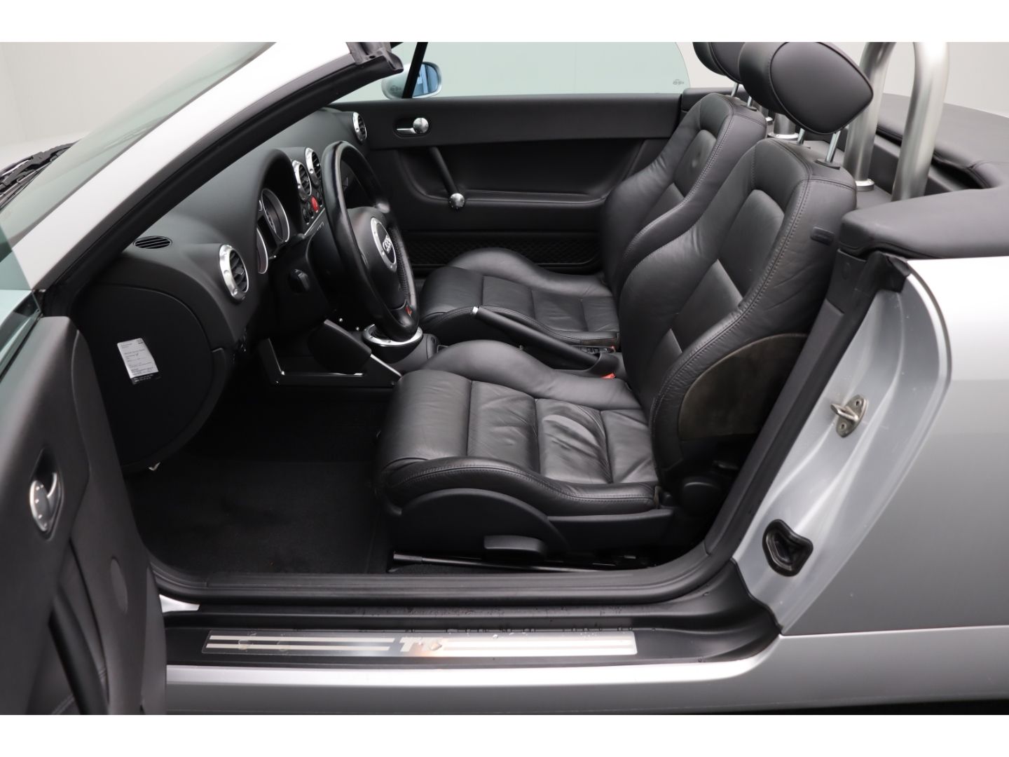 Fahrzeugabbildung Audi TT 1.8T Roadster Leder SHZ Sportsitze