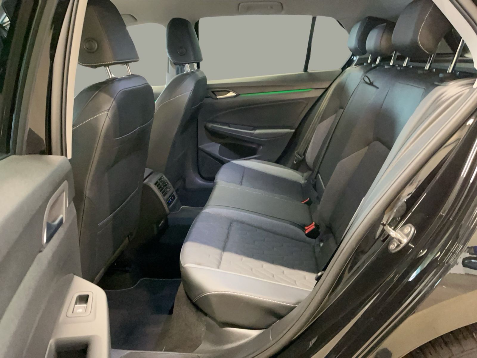 Volkswagen Golf - Bild 13
