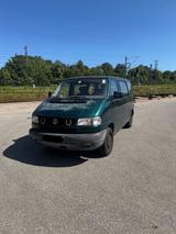 Volkswagen VW Multivan syncro 2.5 Benzin - Volkswagen LT aus 1996
