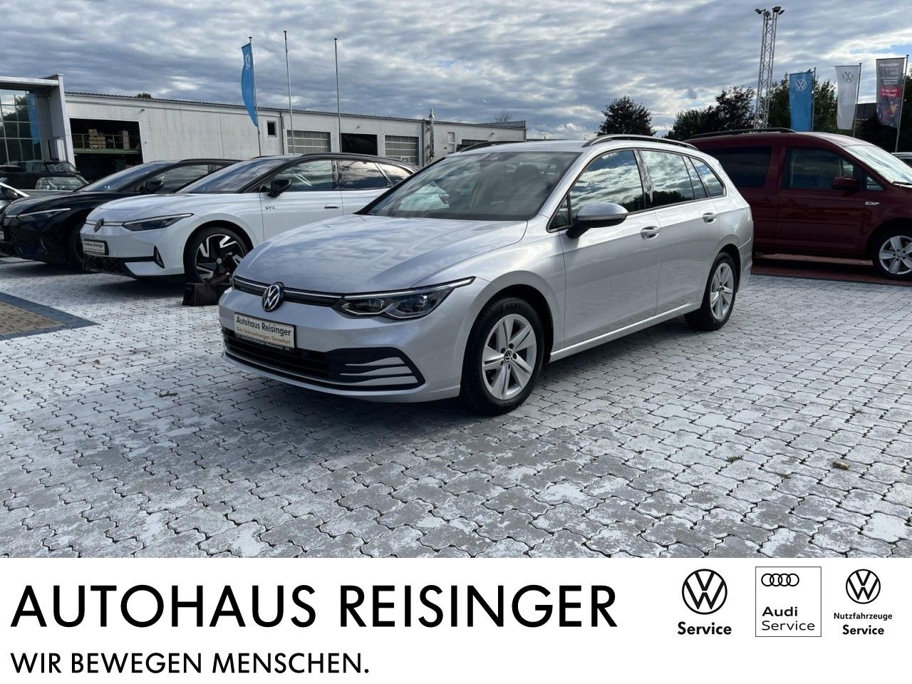 Volkswagen Golf VIII Variant 1.5 eTSI Life DSG (LEDPlus+NAV