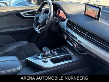Audi Q7 - 11
