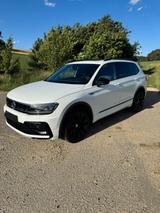 Volkswagen Tiguan Allspace Highline Voll TÜV/KD neu