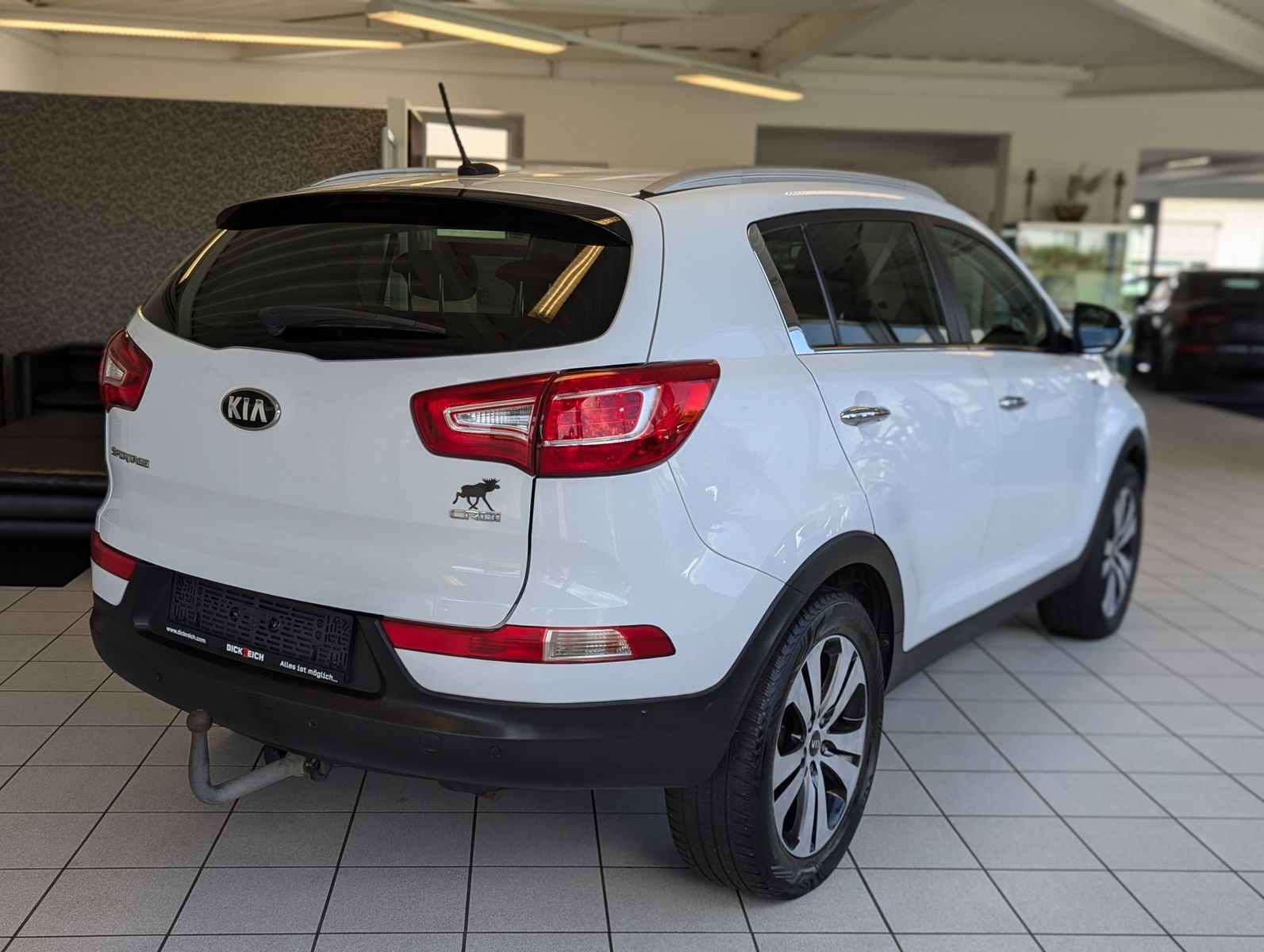 KIA Sportage 2.0CRDi 4WD FIFA Leder Kamera AHK 18" - Image 7