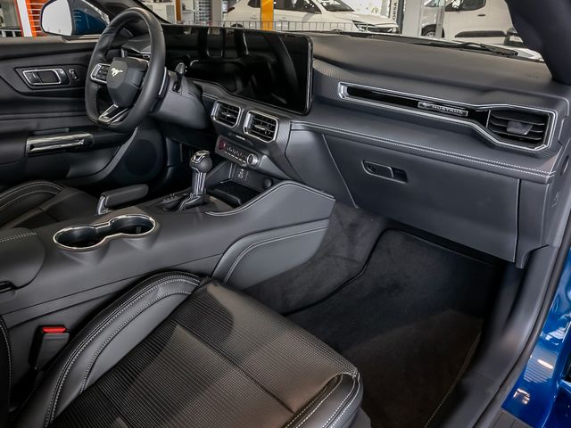 Ford Mustang Fastback 5.0 Ti-VCT V8 GT 328KW Kamera
