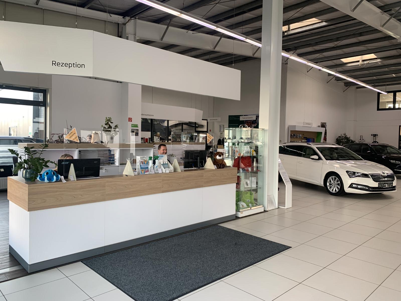 showroom-image-main