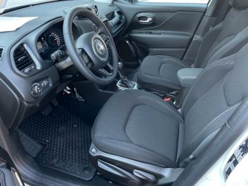 Fahrzeugabbildung Jeep Renegade S Plug-In-Hybrid 4XE / Weiß / Vorführer