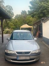 Opel Vectra 1.6 CD - Opel Vectra in Saarbrücken
