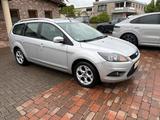 Ford Focus Turnier Style +Klima+Ahk+Alu+ - Ford Focus aus 2010 mit Diesel-Antrieb