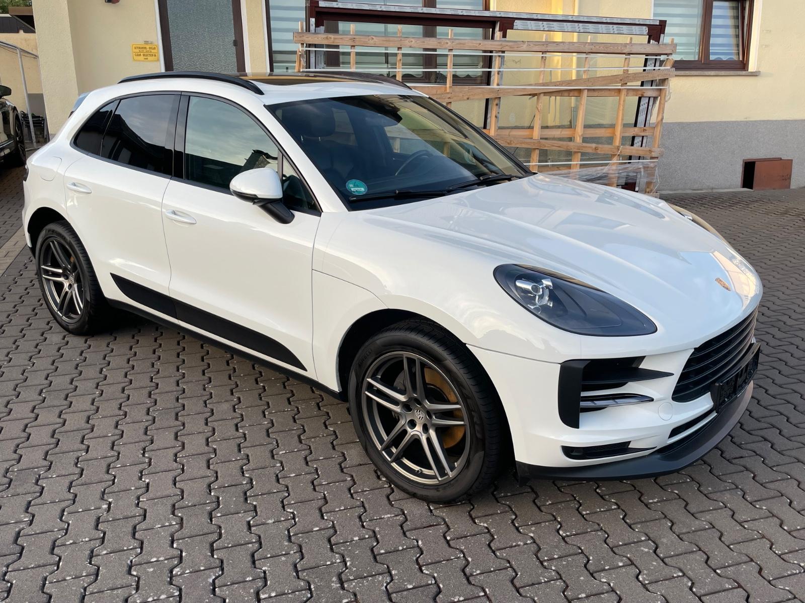 Porsche Macan Pano-Leder-Kamera-PASM 20"