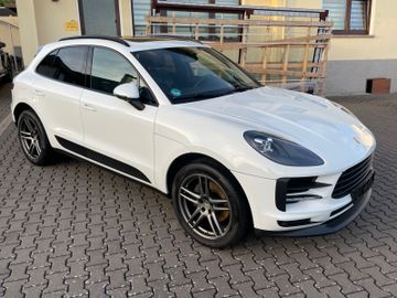 Porsche Macan Pano-Leder-Kamera-PASM 20"