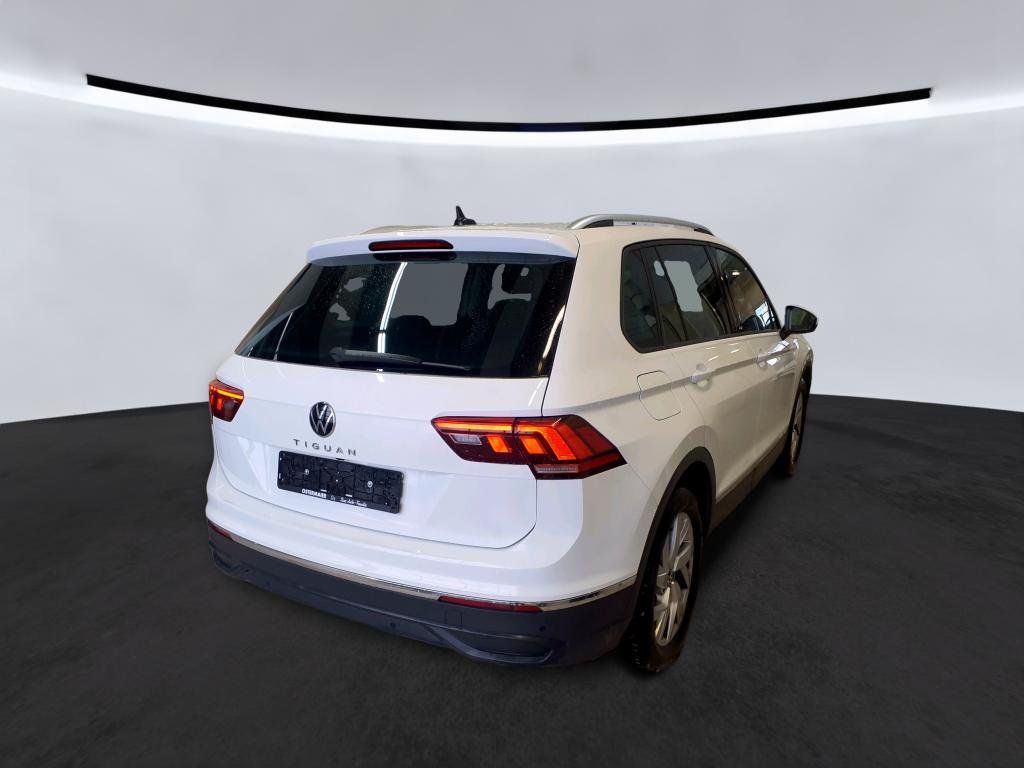 Fahrzeugabbildung Volkswagen Tiguan Active TSI *Navi*ACC*LED*PDC*Sitzhzg*Cam*