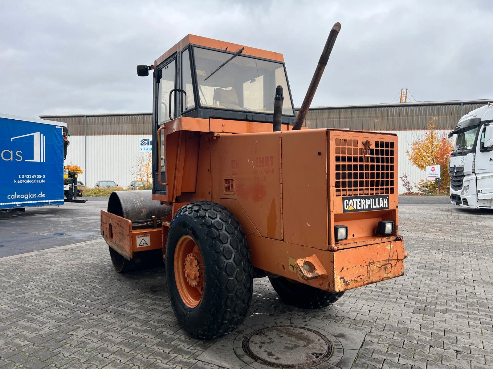 Fahrzeugabbildung CAT CS 433C Walze / 3804 h