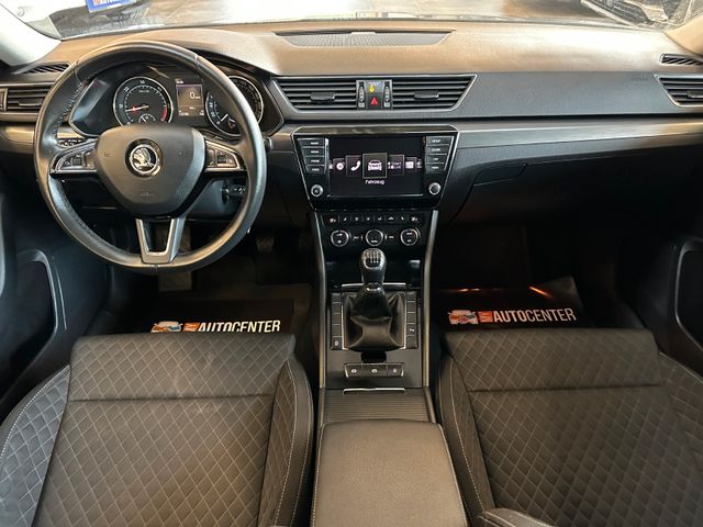 MYAUTOCENTER – Gebraucht- und Jahreswagen mit Werkstattservice in Pfaffenhofen Skoda Superb Combi Style *Bi Xenon*Klima*ACC*