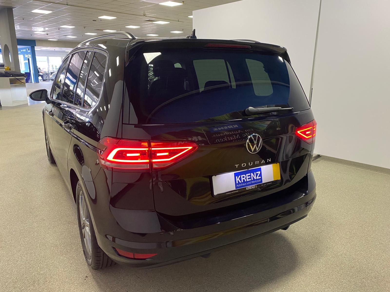 Fahrzeugabbildung Volkswagen Touran 1.5 TSI Comfortline+MATRIX+ACC+TOTWINKEL+