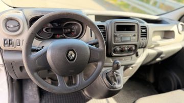 Renault Trafic - 11
