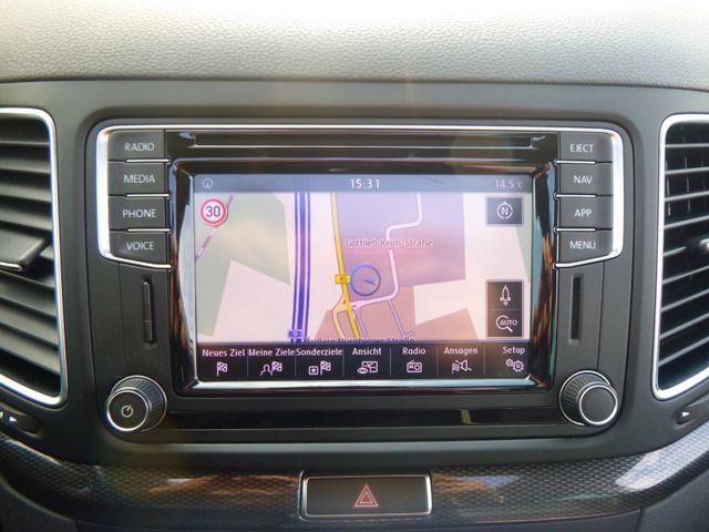 Fahrzeugabbildung Seat Alhambra 2,0 TDI Xcellence >NAV/KAM/Leder/Pano<