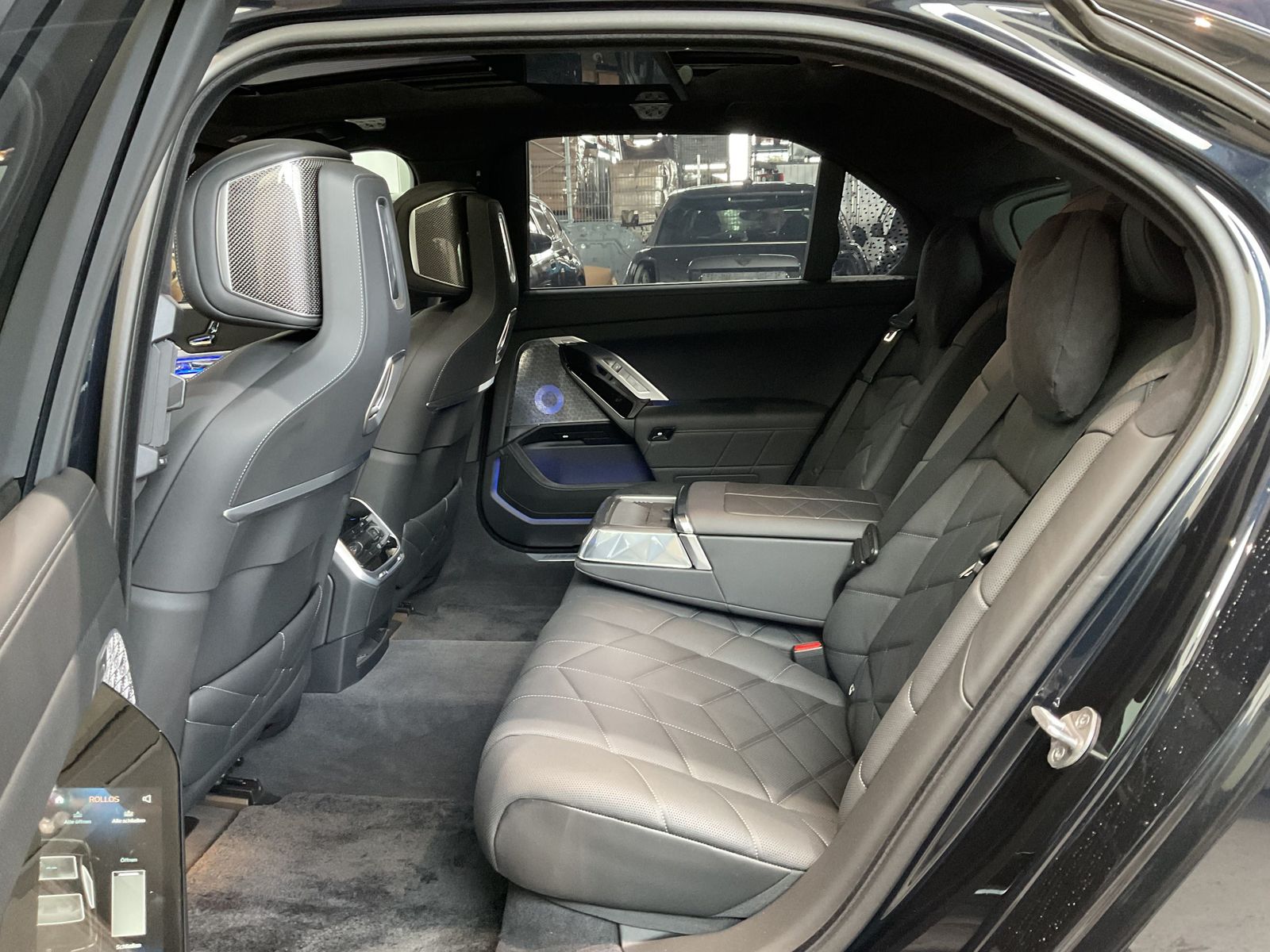 Fahrzeugabbildung BMW i7 xDrive60 Limousine M Sportpaket B&W Surround