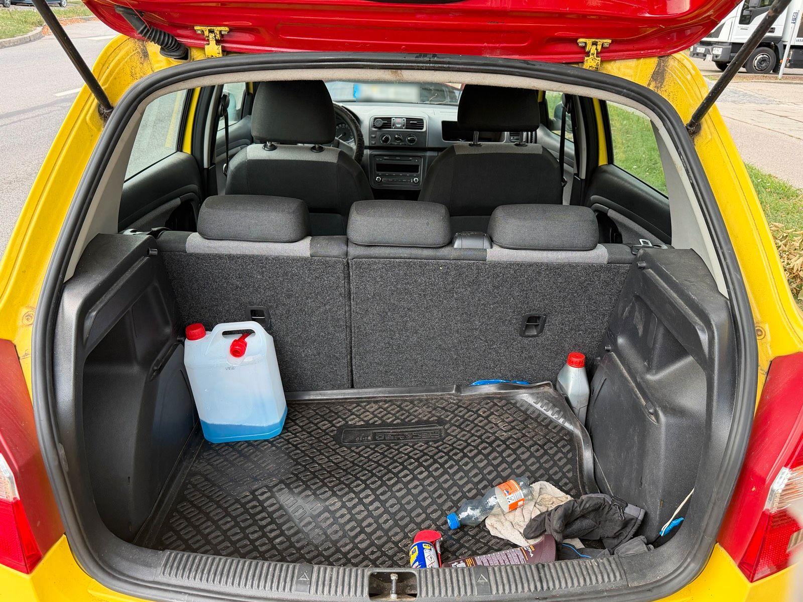Skoda Fabia 2010 — photo 12