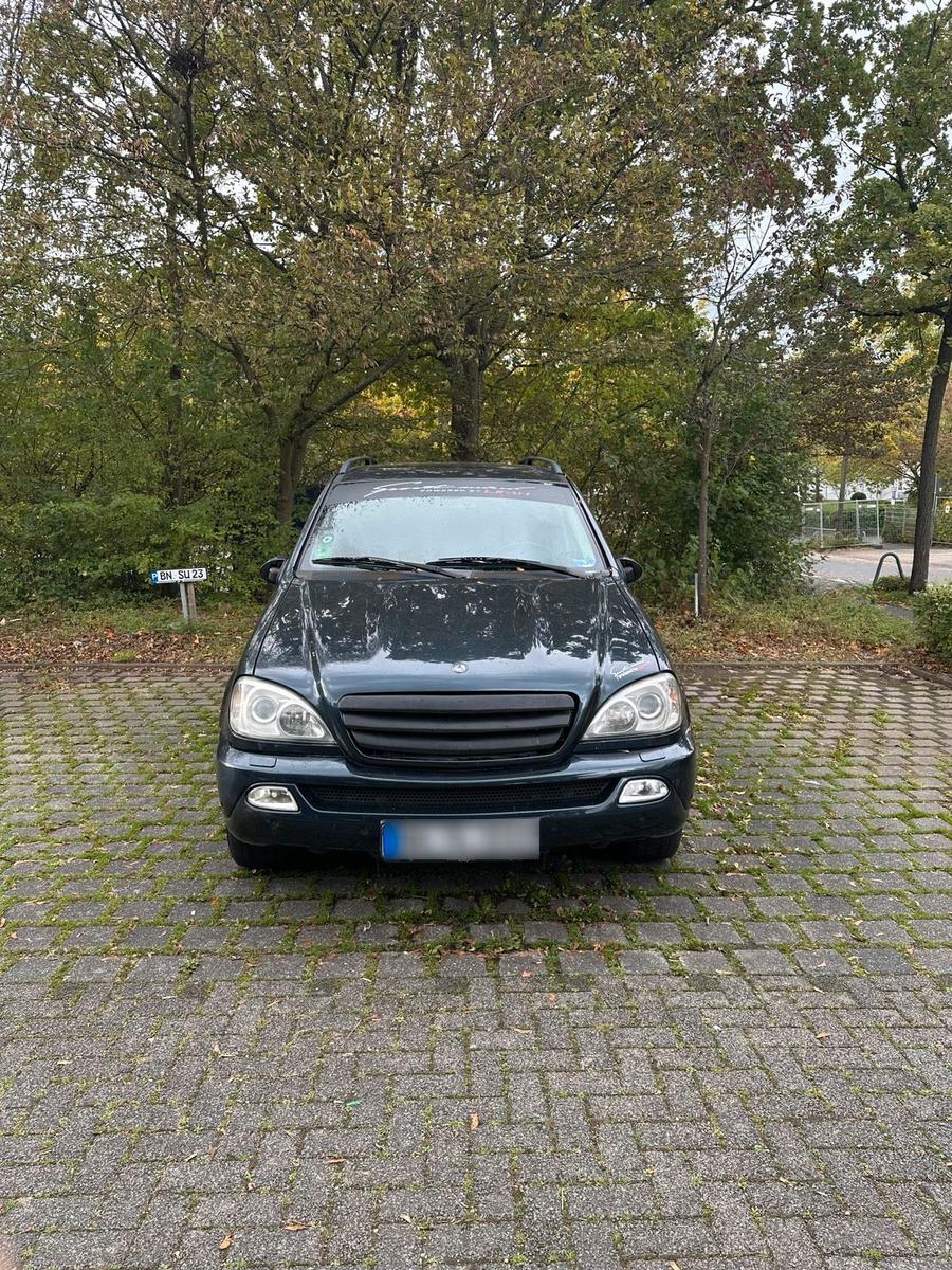 Mercedes-Benz ML 270