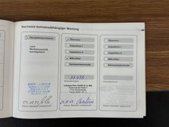 Fahrzeugabbildung BMW 318i Lim. / Automatik Klimaautomatik PDC