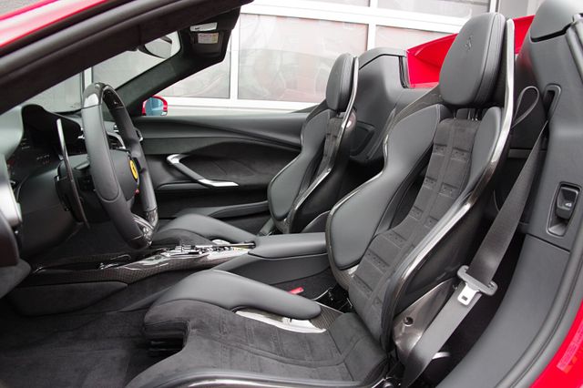 Ferrari 296 GTS*DaytonaRacingSeat,Lift,JBL,Carbon,Alkant