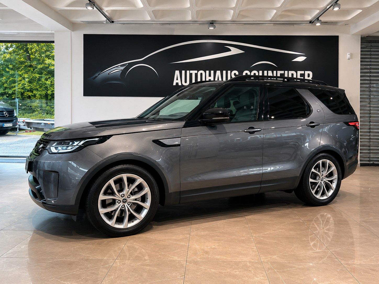 LAND ROVER Discovery