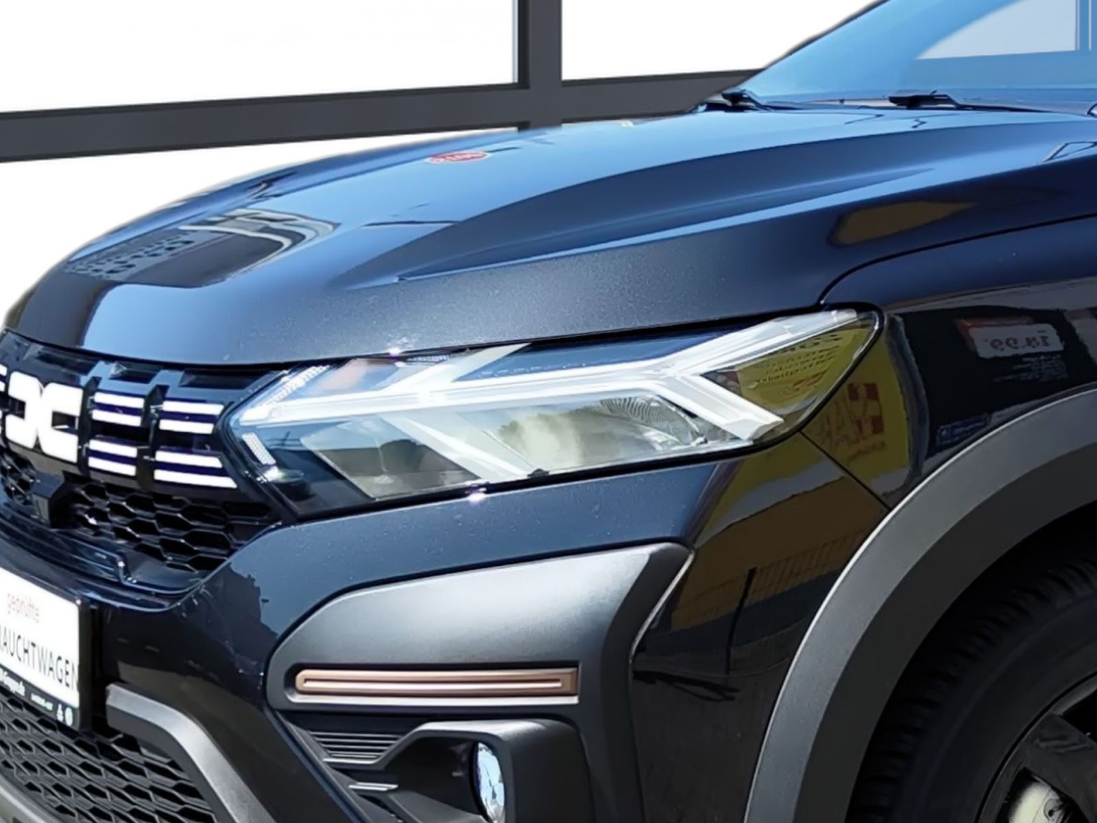 Fahrzeugabbildung Dacia Jogger Extreme HYBRID 140