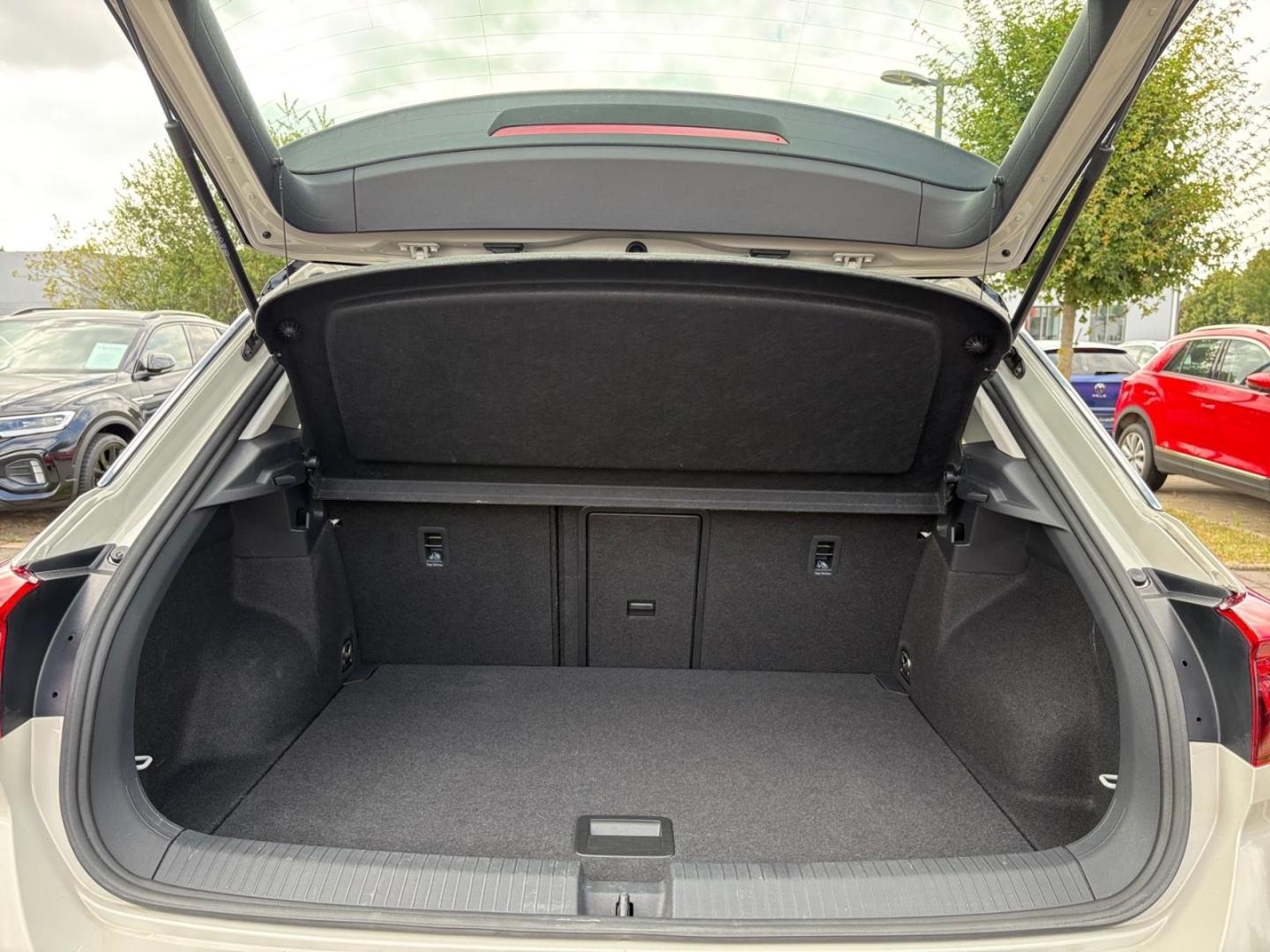 Volkswagen T-Roc Style 1.0 TSI El. Panodach Navi CarPlay, миниатюра 10