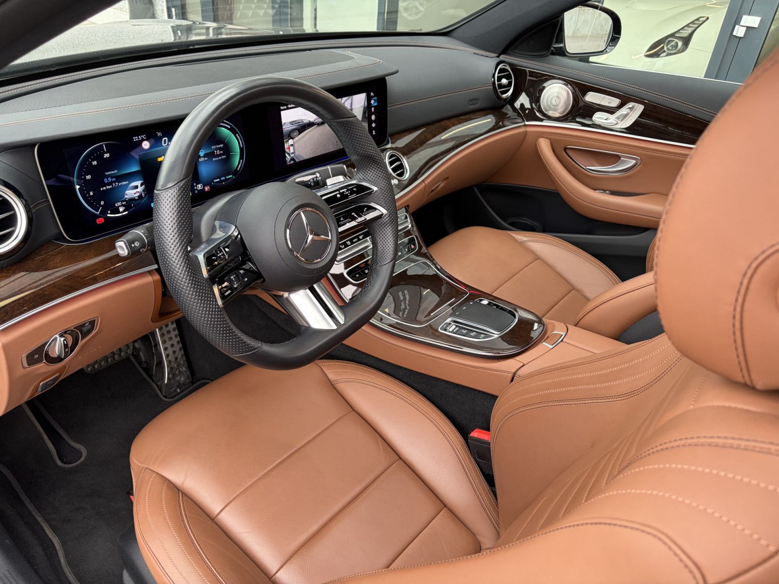 Mercedes-Benz E 300 E 300 E Limousine AMG LINE imagem 3
