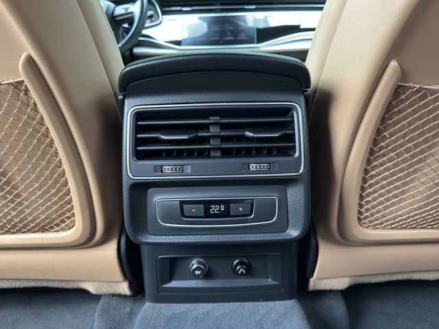 Q8 55 3.0 TFSI e quattro AHK HUD MATRIX-LED