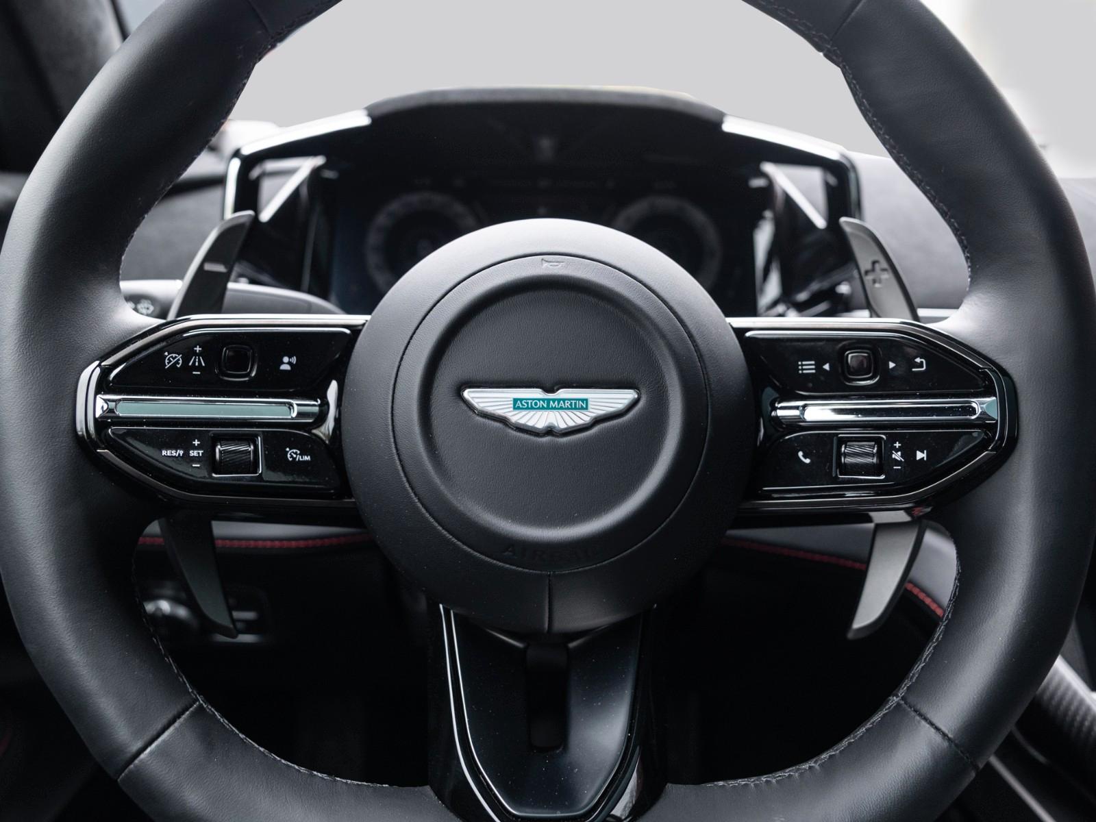 Aston Martin Vanquish | Titan Auspuff | Black Pack