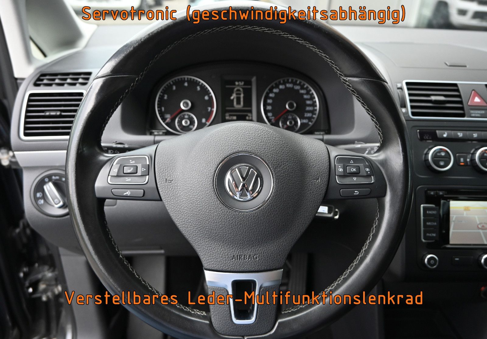 Fahrzeugabbildung Volkswagen Touran 1.2 TSI LIFE °AHK°STANDHEIZ°7-SITZE°