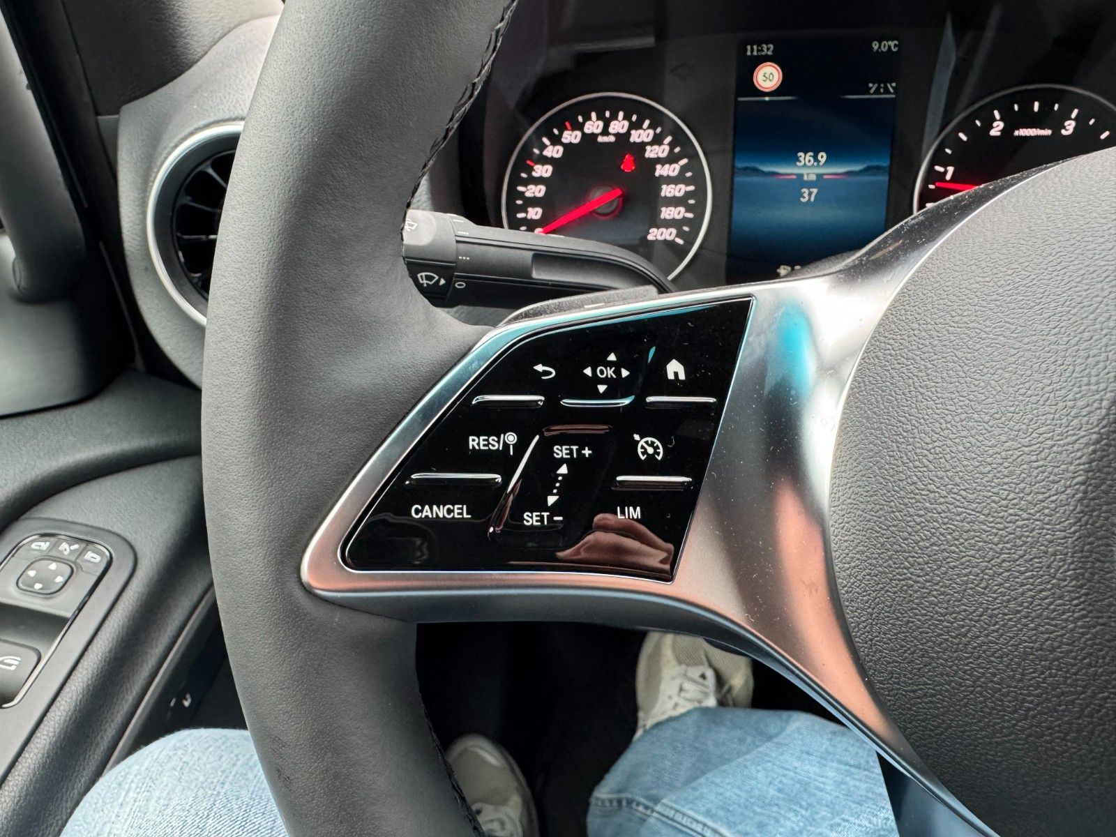 Fahrzeugabbildung Mercedes-Benz Sprinter 319 CDI 4325 LED Klimaautom Kamera