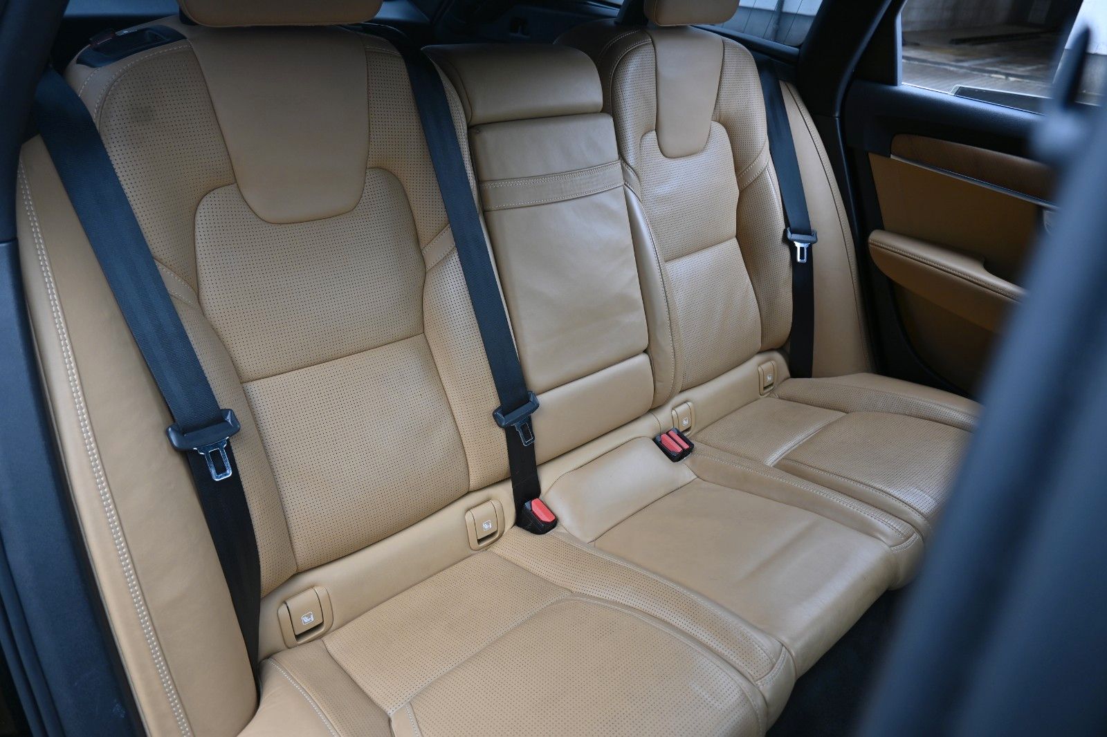 Fahrzeugabbildung Volvo V90 D5 Inscrip* AWD*360°*MASS*LUFT*NAV*MIETKAUF