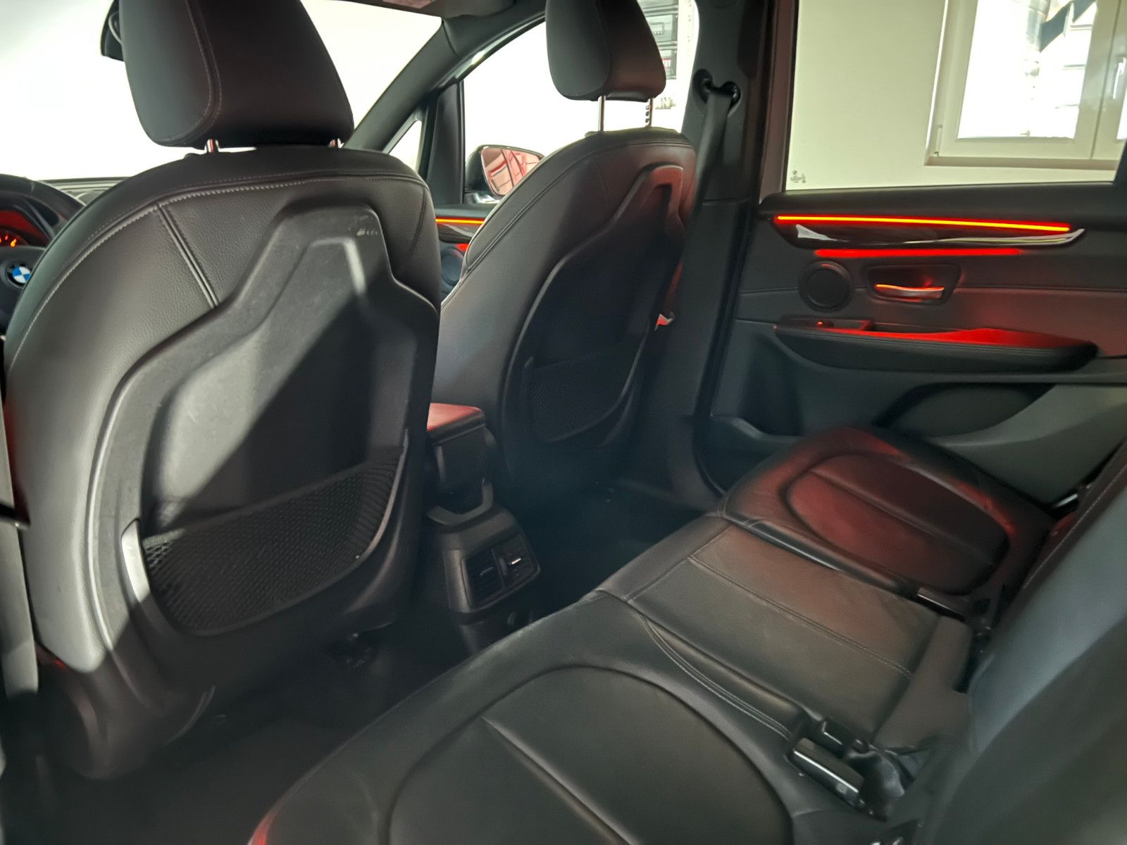 Fahrzeugabbildung BMW 218 d Gran Tourer LUXURY Line/PANO/LED/7-SITZER