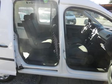 Volkswagen Caddy - 9
